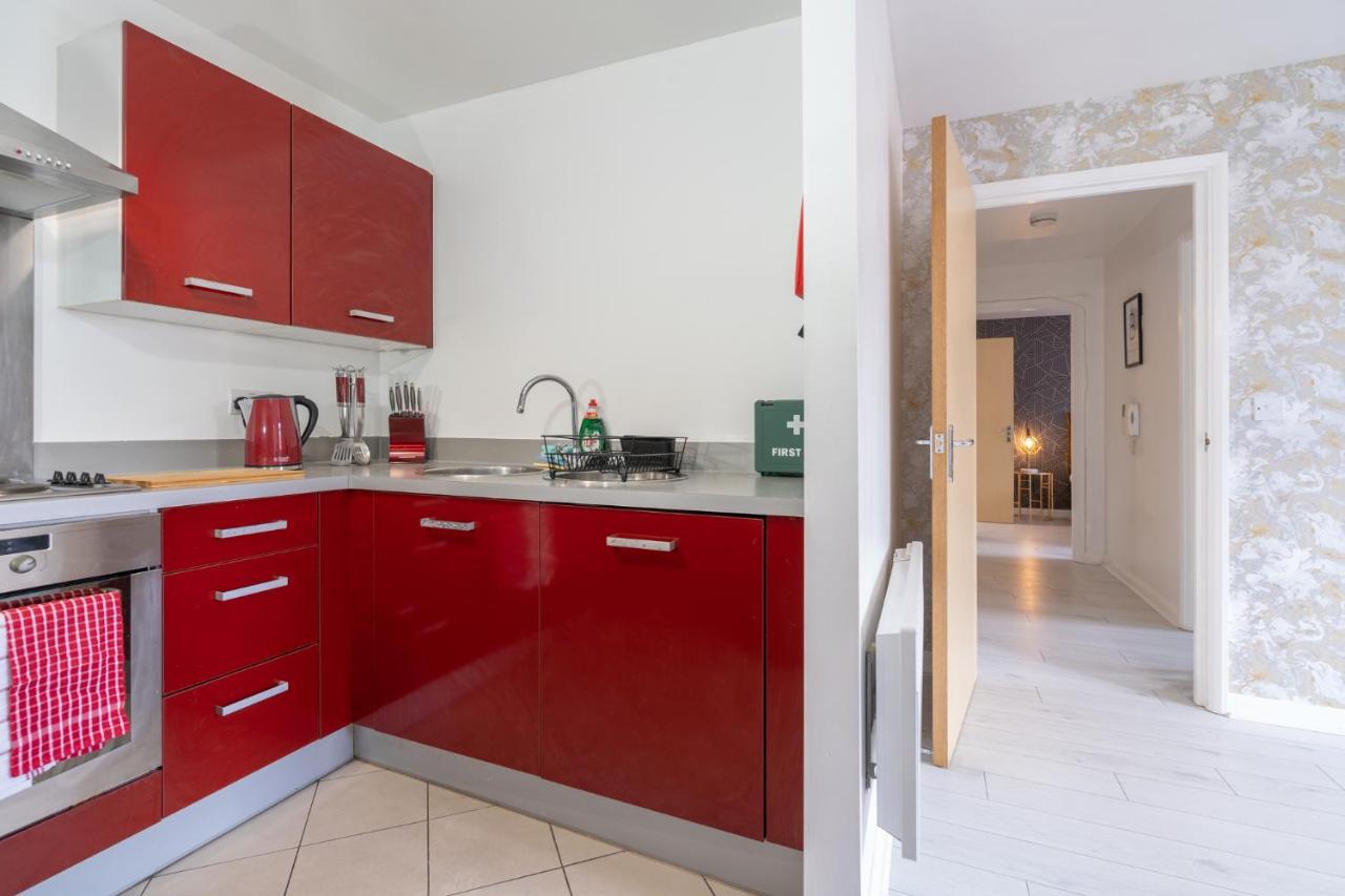 Maevela Apartments - Ultra Lavish Luxury 2 Bed Apartment City Centre - With Balcony - Free Secure Parking - Ps4 & Smart Tv'S Birmingam Exterior foto