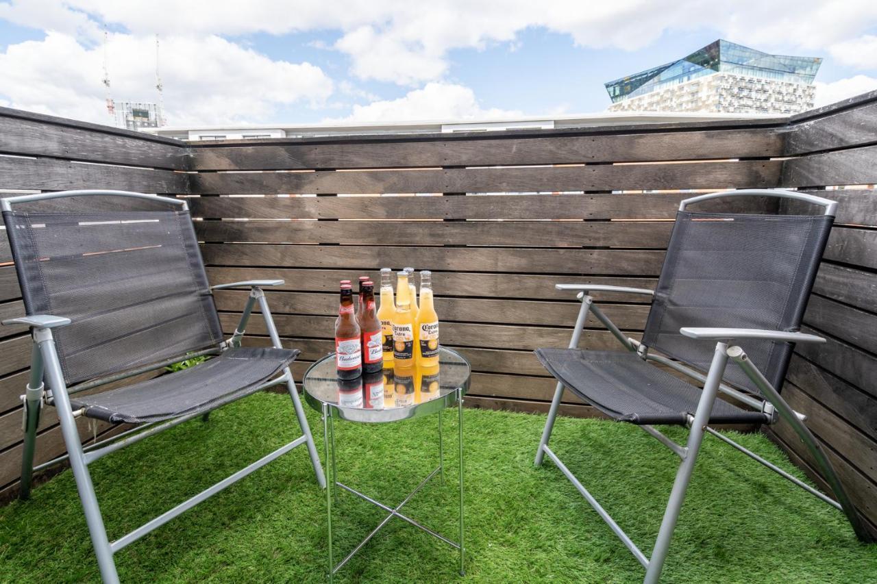 Maevela Apartments - Ultra Lavish Luxury 2 Bed Apartment City Centre - With Balcony - Free Secure Parking - Ps4 & Smart Tv'S Birmingam Exterior foto