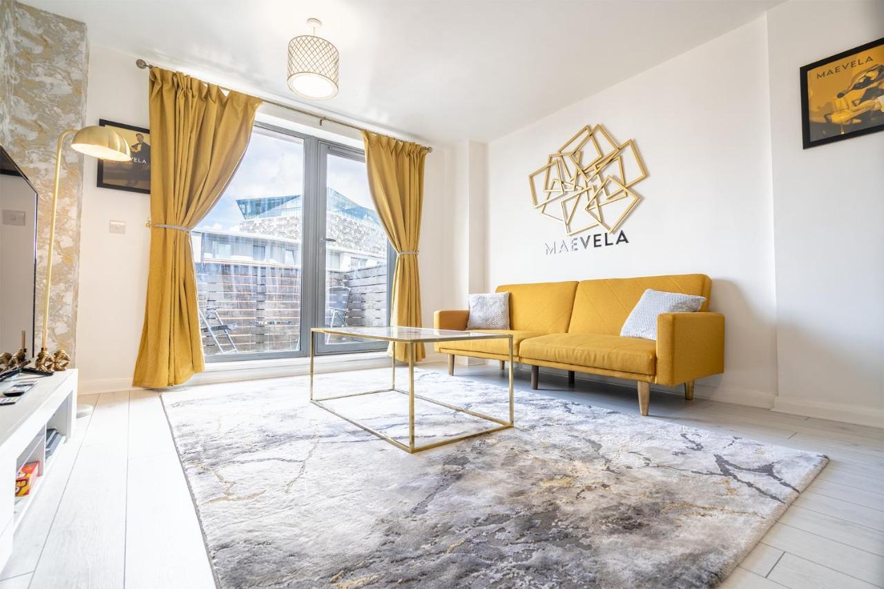 Maevela Apartments - Ultra Lavish Luxury 2 Bed Apartment City Centre - With Balcony - Free Secure Parking - Ps4 & Smart Tv'S Birmingam Exterior foto